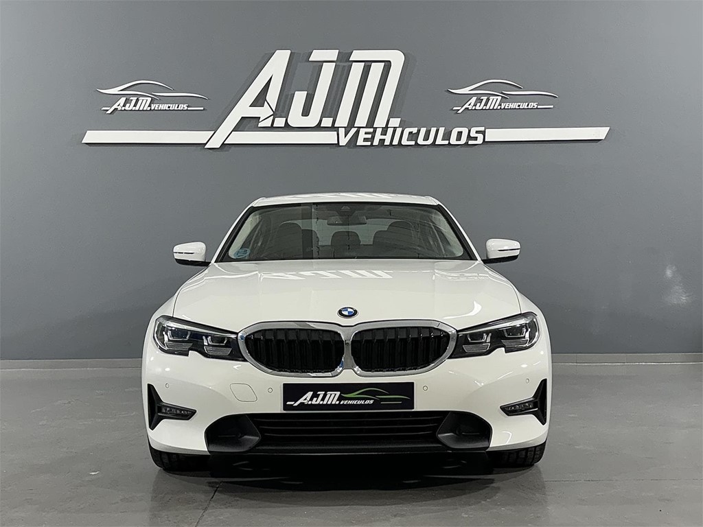 Foto 2 BMW Serie 3 320d Auto. Luxury Line