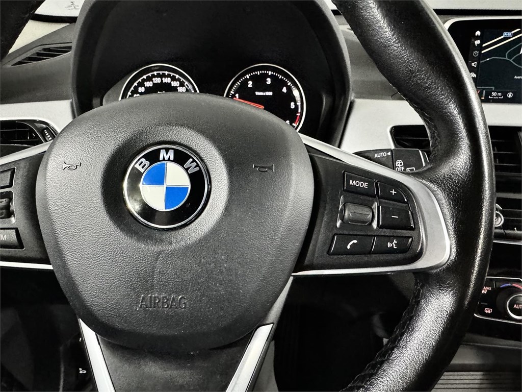 Foto 12 BMW X1 SDrive18D