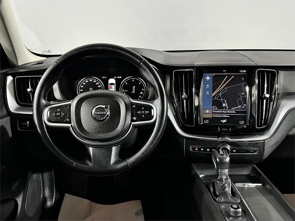 Foto 9 VOLVO XC 60 MOMENTUM D4 (CAMBIO AUTOMATICO) 2.0 190 CV